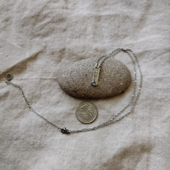 Exquisite Tree Necklace - Picture 3 of 4